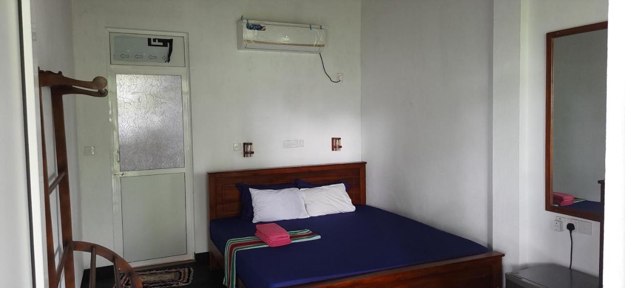 Tamarind Blue Hotel Тангале Екстериор снимка