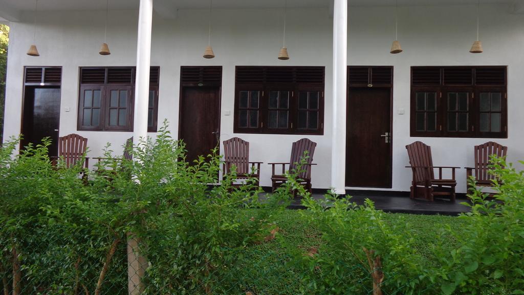 Tamarind Blue Hotel Тангале Екстериор снимка