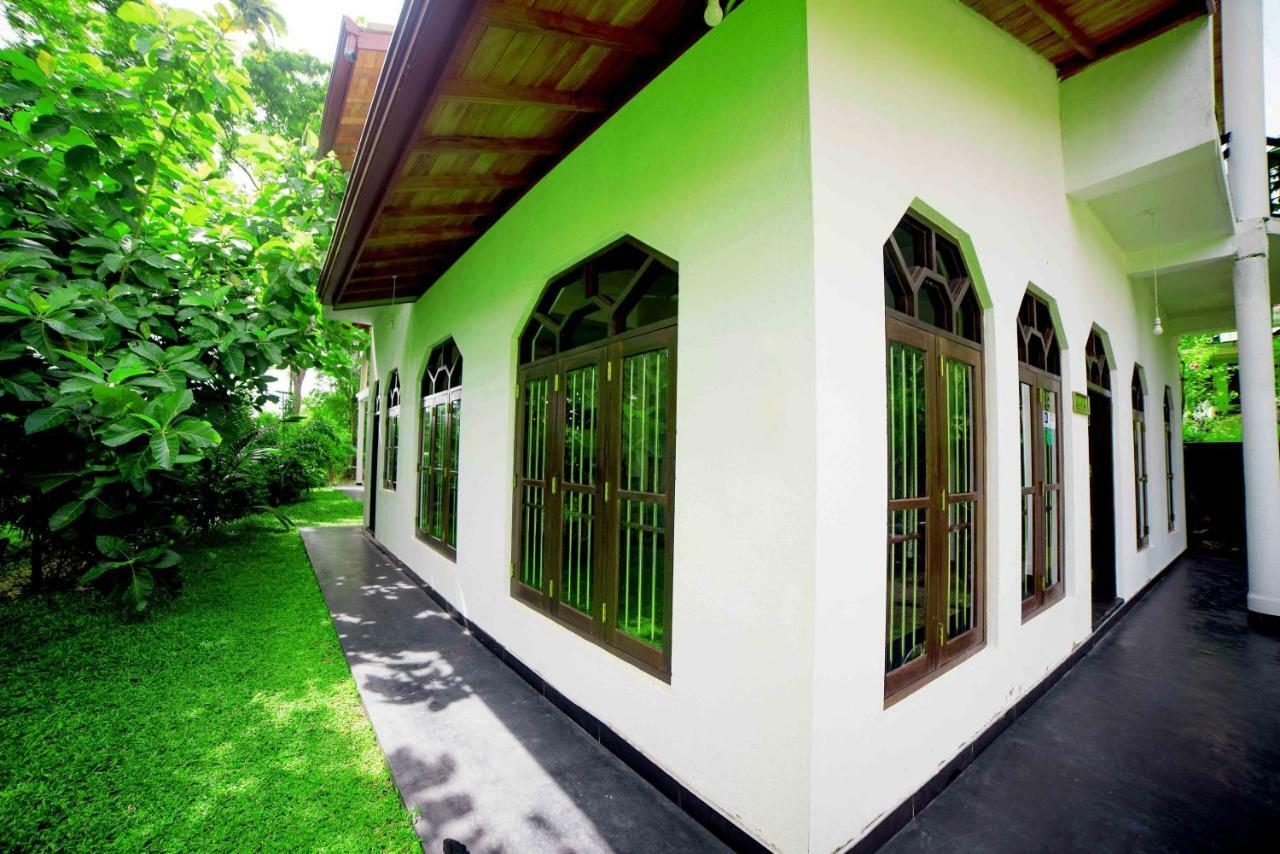 Tamarind Blue Hotel Тангале Екстериор снимка
